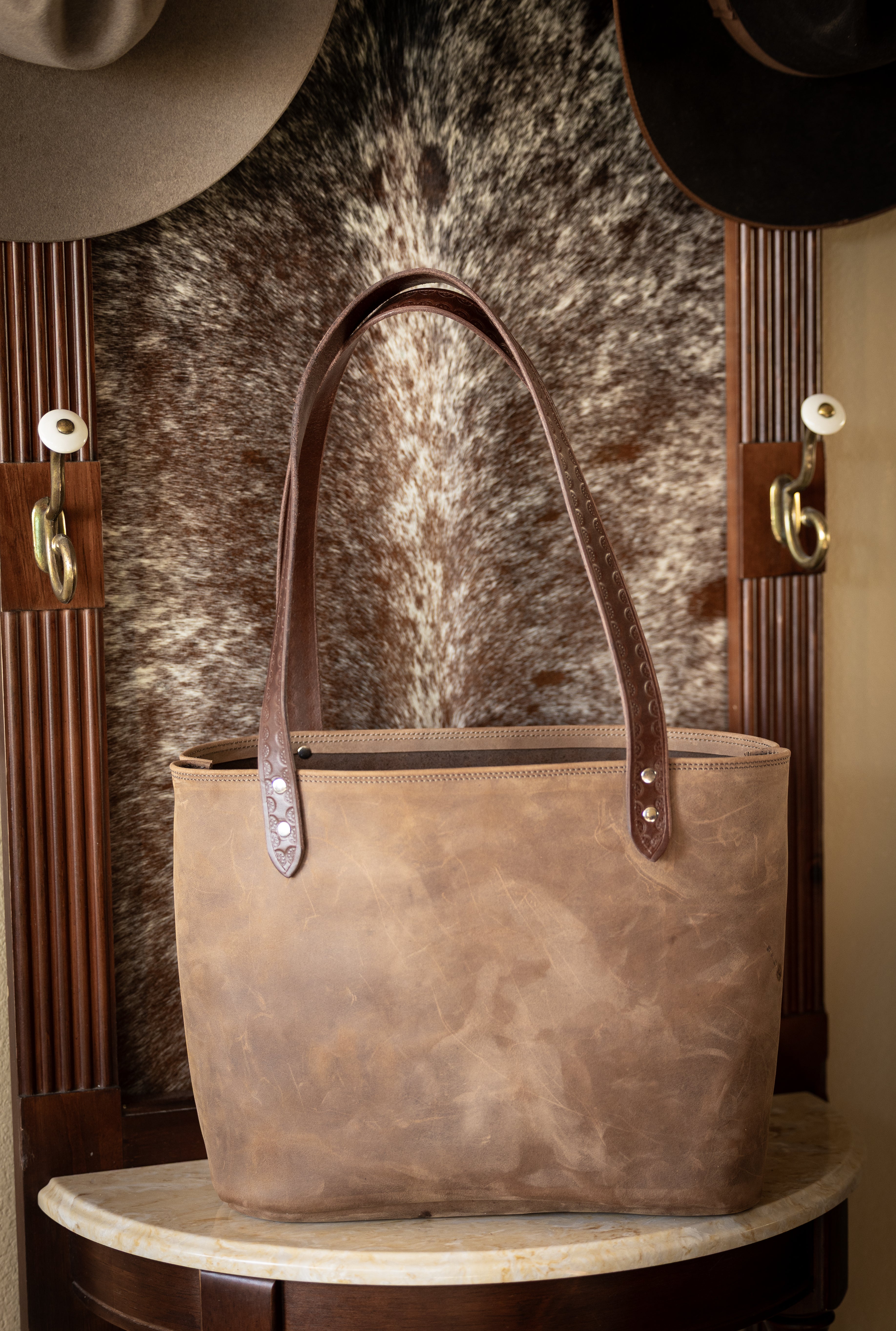 Milk Chocolate Purse with White  Rose Embossed Pockets