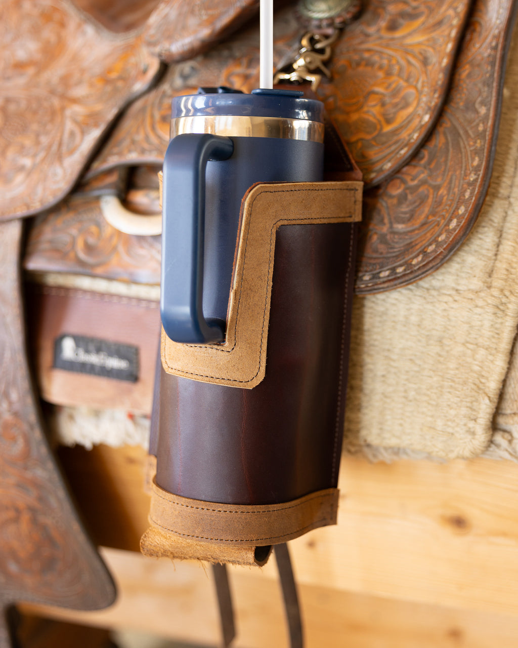 40 Oz Handle Saddle Water Bottle Holders