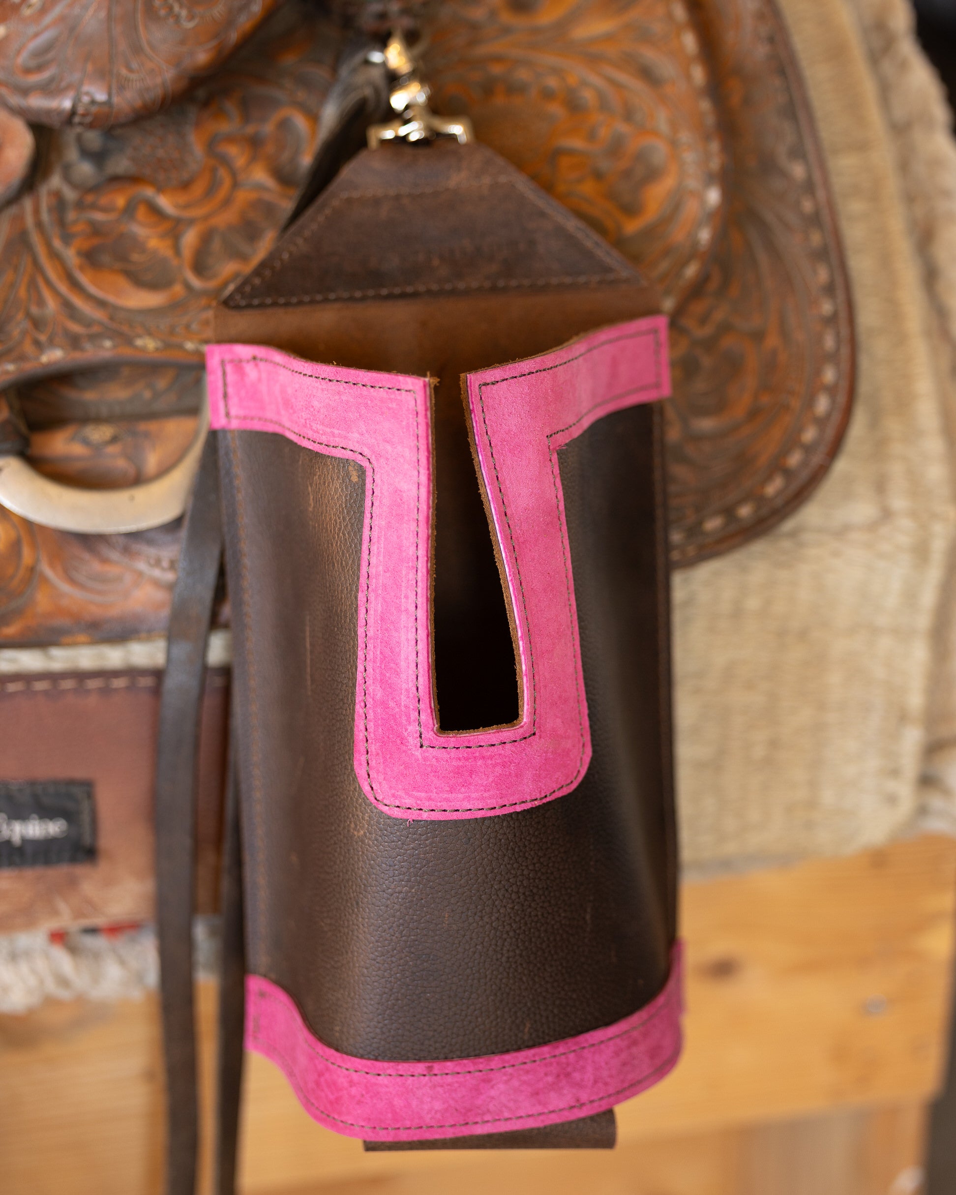 40 Oz Handle Saddle Water Bottle Holders