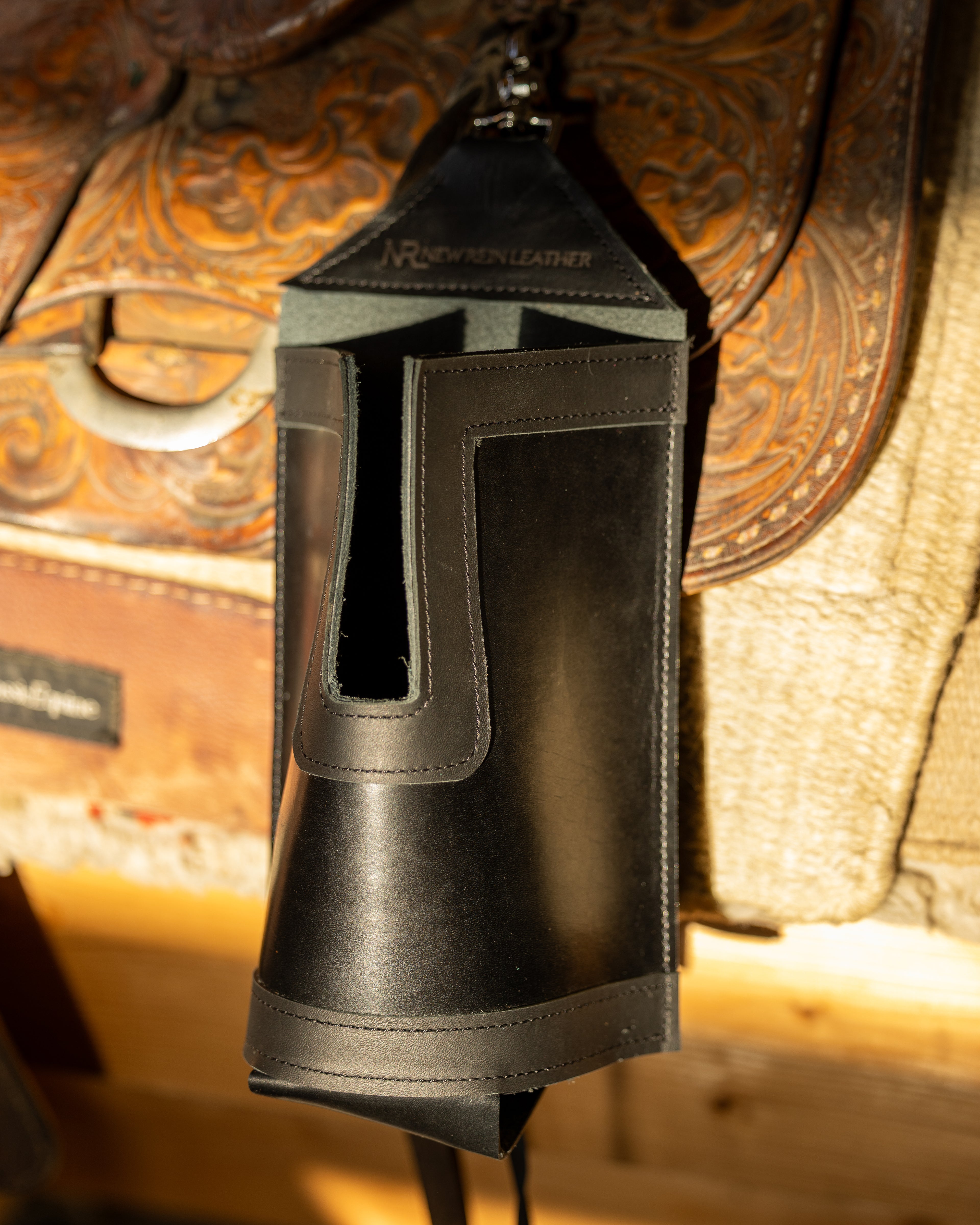 40 Oz Handle Saddle Water Bottle Holders