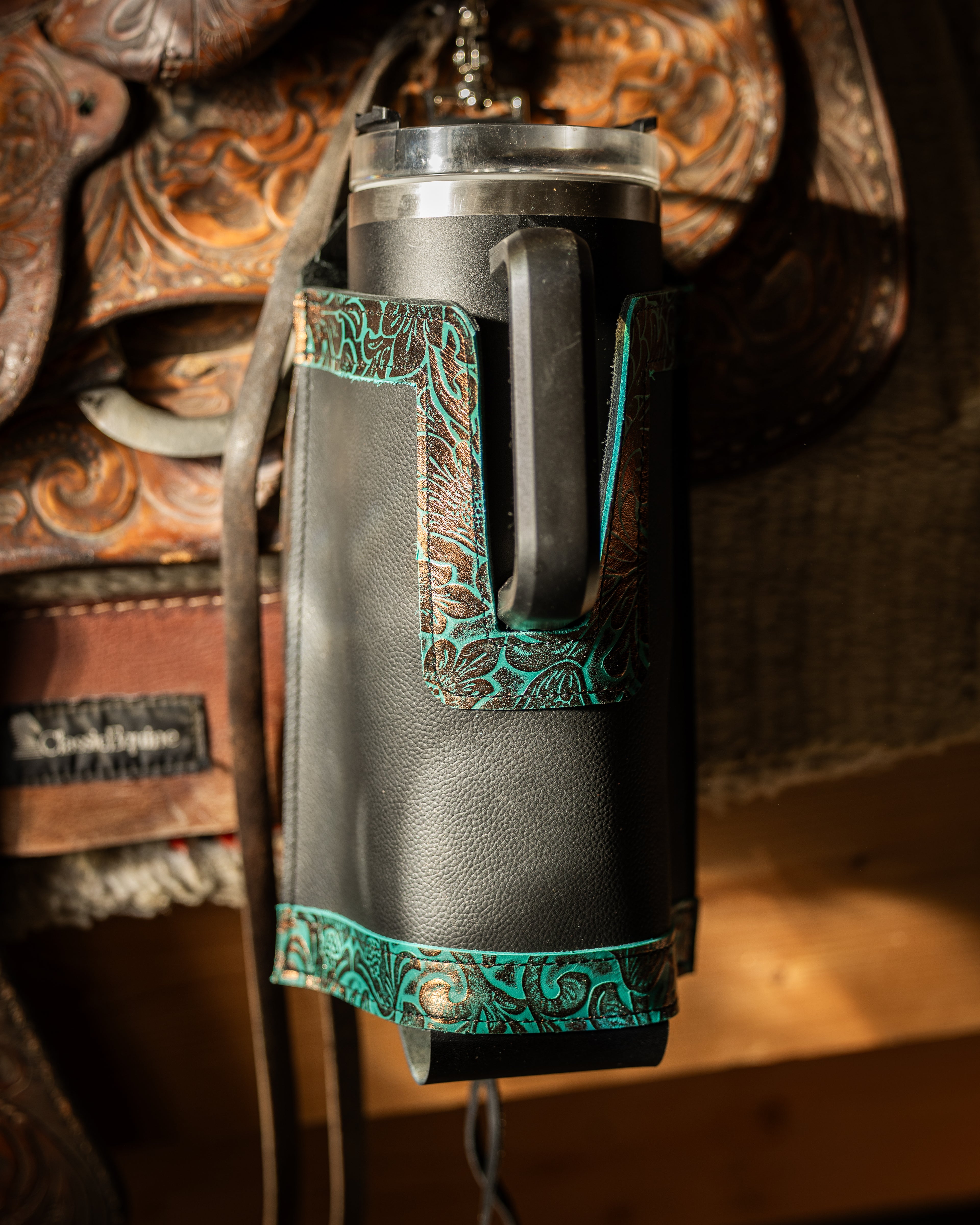 40 Oz Handle Saddle Water Bottle Holders