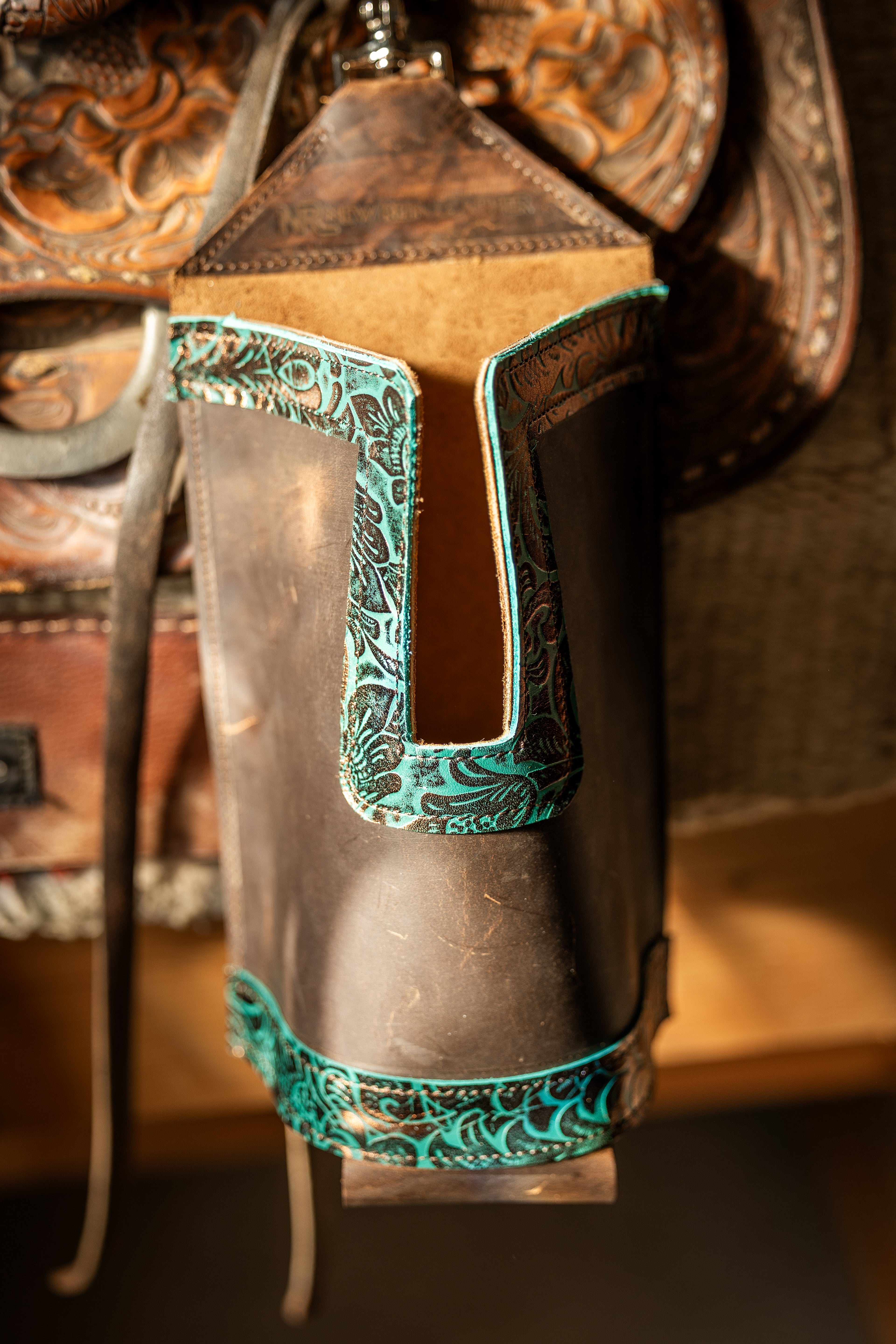 40 Oz Handle Saddle Water Bottle Holders